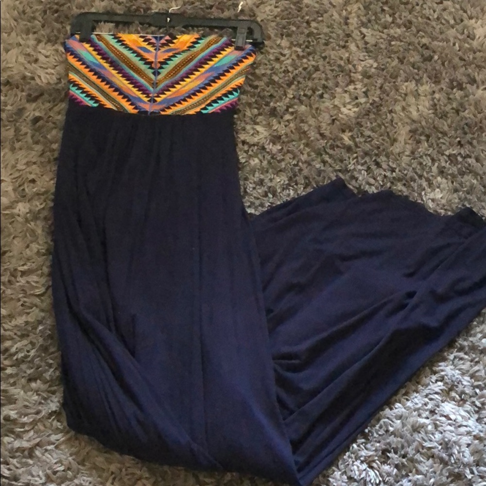 Dress - Picture 4 of 4